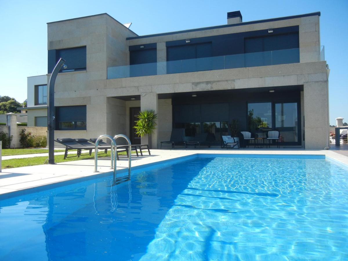 Chalet de diseño moderno en Sanxenxo Exterior foto